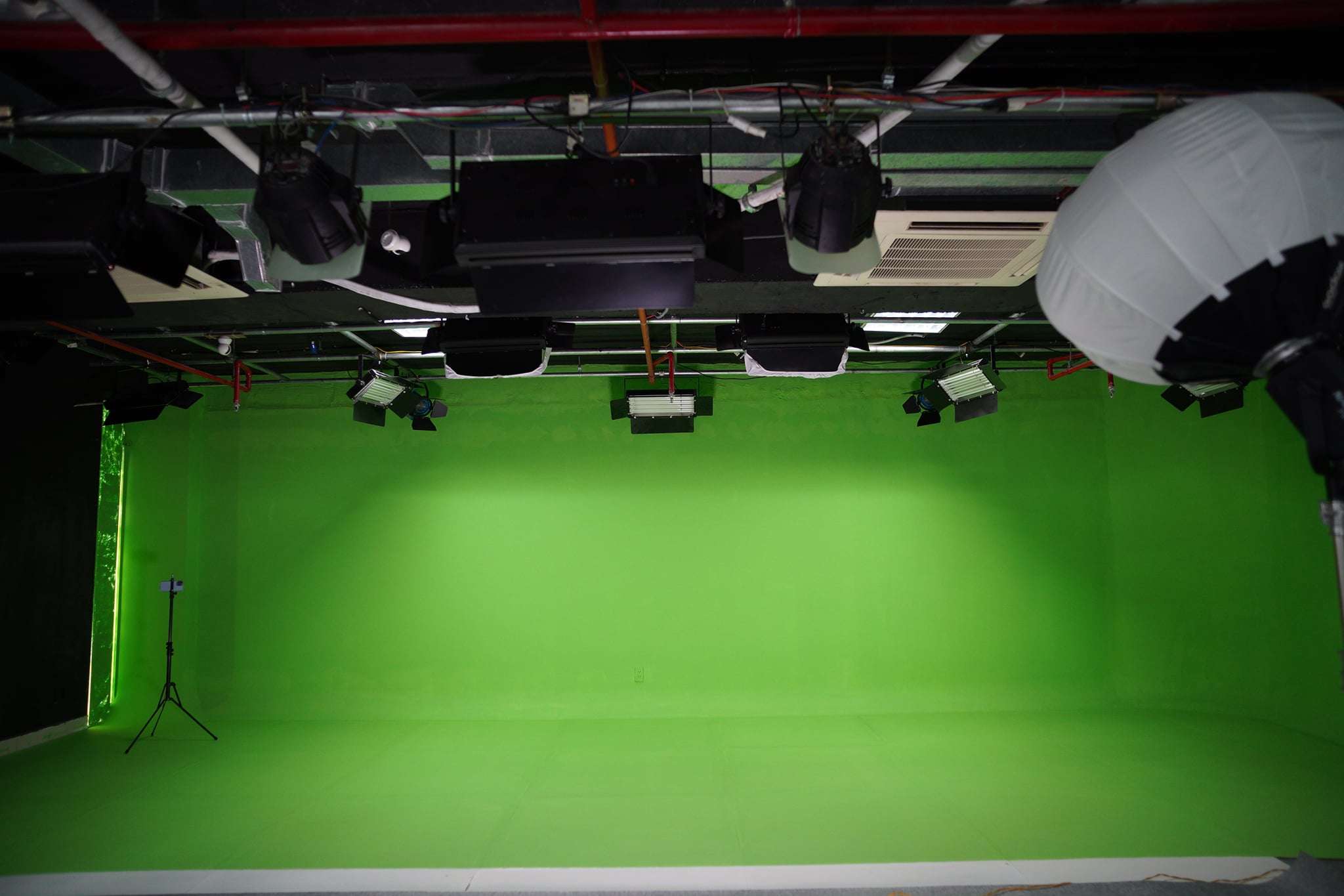 Q10STUDIO